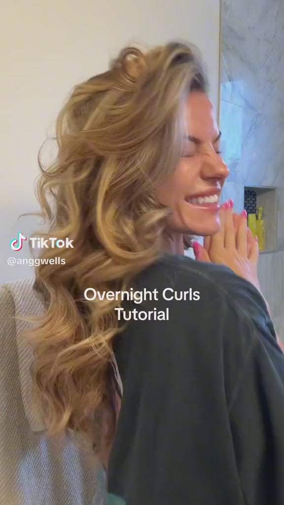 🌀🔥 Embrace Natural Waves with TikTok's Heatless Curls Trend 🌿💫